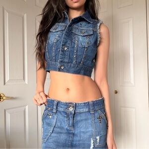 Cropped Studded Denim Vest - Blue